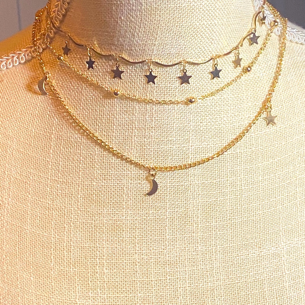 New🚨Multi layered Necklace
